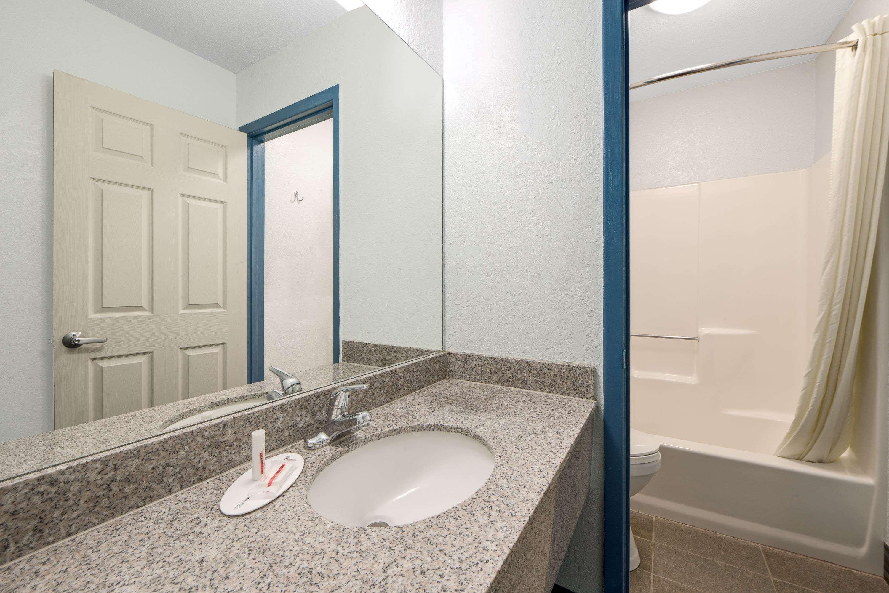Super 8 By Wyndham Dumas Tx Motel Ngoại thất bức ảnh