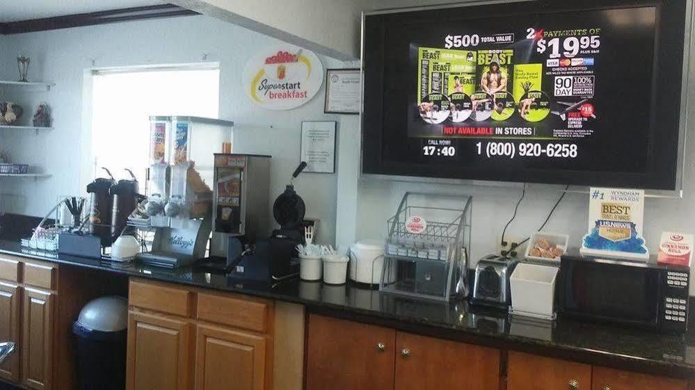 Super 8 By Wyndham Dumas Tx Motel Ngoại thất bức ảnh